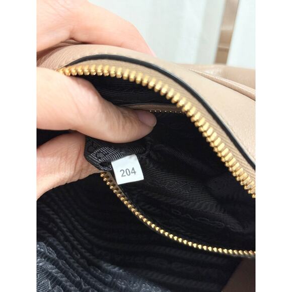 Prada Milano Beige Leather Logo Embossed Camera Crossbody Bag - Picture 13 of 15